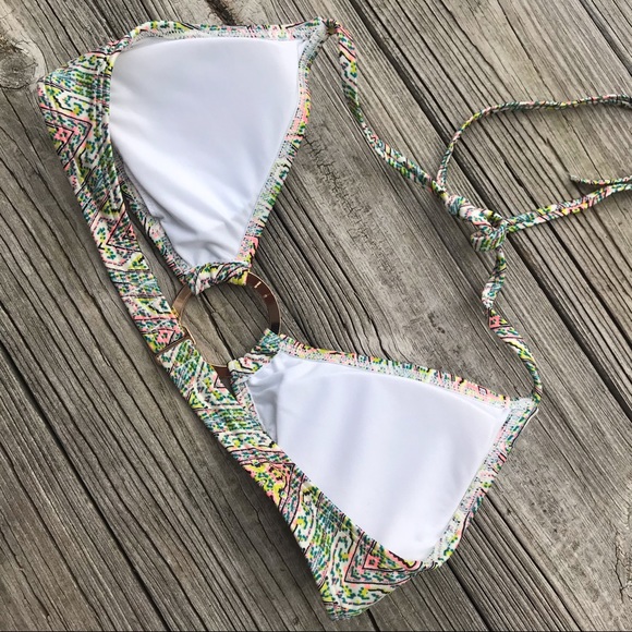 Victoria’s Secret Triangle Bikini Top Circle Ring Center Paisley Print - Picture 6 of 8